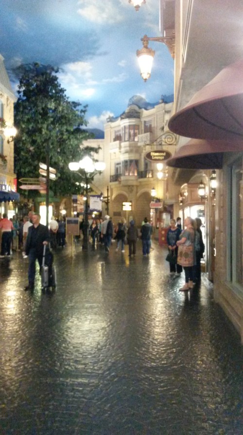 Vegas.Paris.1