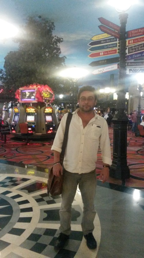 Vegas.Paris.crossroads